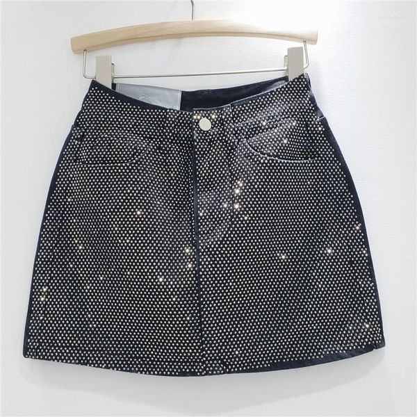 Saias Mulheres Luxo Verão Diamante Denim Saia Cintura Alta Envolvida Hip Perfuração Calça Jeans Curta Gótico A-Linha Strass Faldas