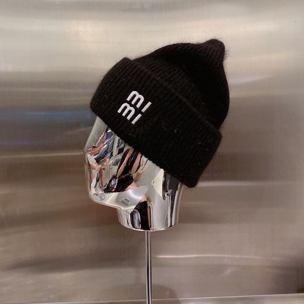 Proteção quente inverno orelha de malha casual bonnet desingers presente boné designer temperamento frio boné de esqui multi-cor de alta qualidade gorro chapéus c ki s