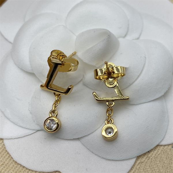 Designer Luxus Mode Ohrring Schmuck Damen Retro Brief Goldene Ohrringe Für Frauen Geschenke Hochzeit Ohrstecker Dekoration Ohrringe