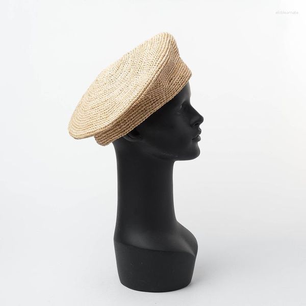 Berets 202303-HH5011 Straße Sommer Natürliche Raffia Handgemachte Gras Solide Moderne Fancywork Baskenmütze Männer Frauen Urlaub Freizeit Hut