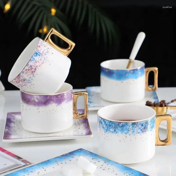 Tazze Tazza da caffè e piattino in ceramica in stile europeo Piccolo e creativo tè al latte profumato per la casa di Phnom Penh