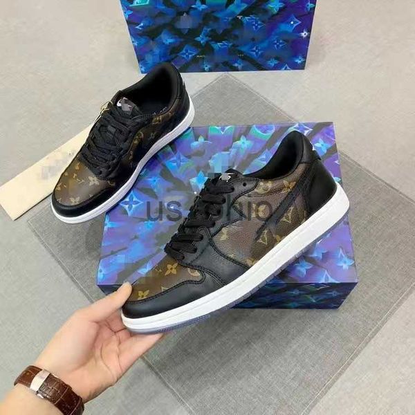 Elbise Ayakkabı Erkek Air One Des Chaussures Koşu Ayakkabı Spor ayakkabıları Ayakkabı Kapalı Yeni Beyaz Üniversite Mavi Moda Tasarımcıları X 1 Düşük Kuvvetler MCA 01 J230825