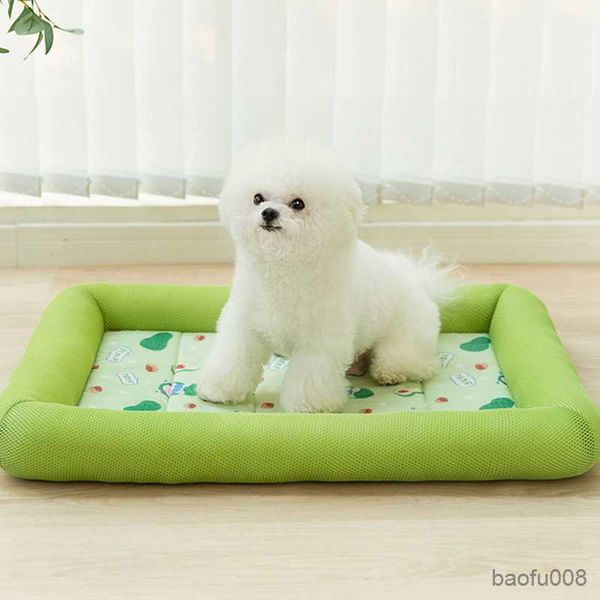 Casas para cães Canis Acessórios Novo S-XL Verão Resfriamento Pet Dog Mat Ice Pad Dog Sleeping Square Mats para cães Gatos Pet Top Quality Cool Cold Silk Dog Bed R230825