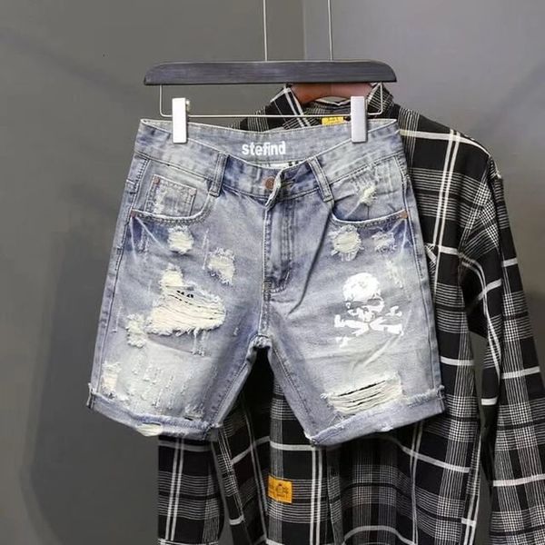 Männer Jeans Sommer Ripped Loch Bettler Kurze Hosen Männer Persönlichkeit Skeleton Schädel Gedruckt Koreanische Slim Fitting Cowboy Denim Shorts 230824