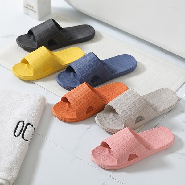 Slippers M201 Оптовые тапочки с толстыми сандалиями и тапочками и тапочками.