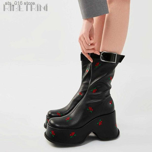 Botlar Yepyeni Punk Goth Kadın ayak bileği botları yüksek topuklu platform ayakkabıları lüks moda tasarım ins 2022 kış serin kadın sokak botları T230824