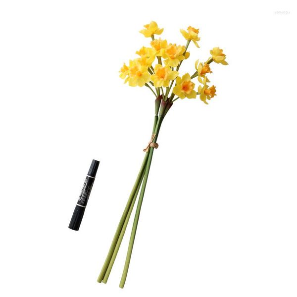 Flores decorativas pequena simulação fresca sentir cachos de borracha macia narciso falso high-end casa sala estar arranjo de flores em vaso