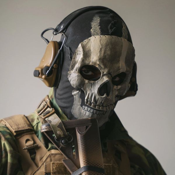 Máscaras de festa MWII Máscara Fantasma COD Cosplay Airsoft Tático Crânio Máscara Completa Halloween Carnaval Máscara de Horror Adereços Máscara Facial Engraçada para Homens 230824