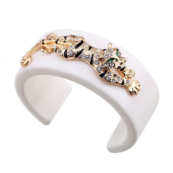 Bangle новинка смола манжета Bangle с золотым тоном Tiger Compite Bracelet Brealet Jewelry Classic Accessy 2 Colors in Stock Wholesale 230824