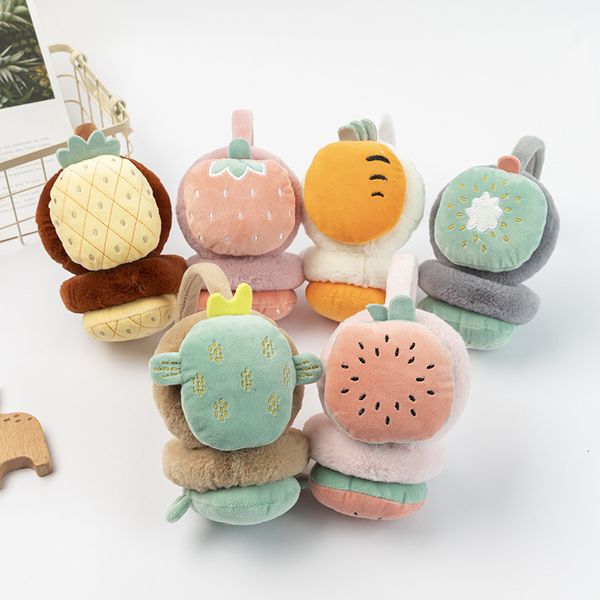 Ear muffs orelha muffs crianças acessórios de inverno pelúcia earmuffs bonito dos desenhos animados frutas cacto cenouras abacaxi quente earmuff à prova de frio crianças 230824