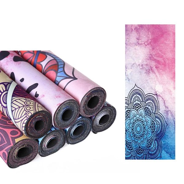 Tappetino yoga antiscivolo assorbente del sudore con stampa digitale in pelle scamosciata in gomma naturale che copre il tappetino comune