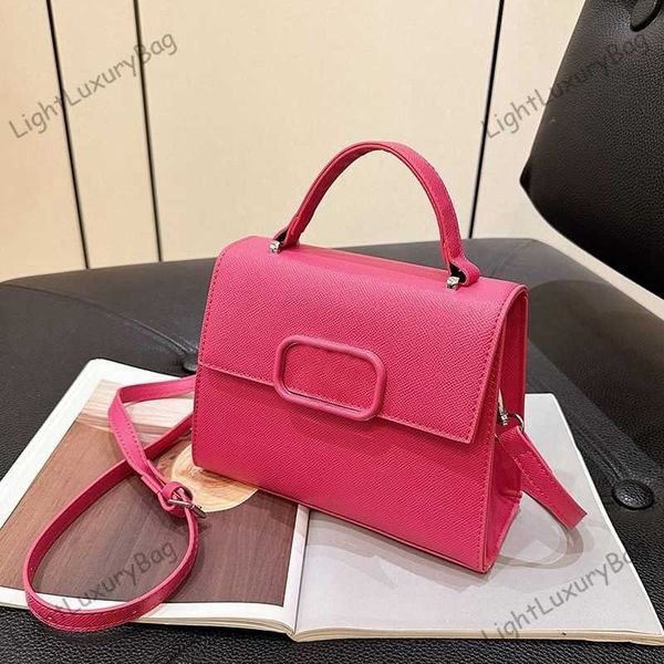 Designer Barbie Pink Einkaufstasche, große Kapazität, schwarze Tasche, modische Umhängetasche, V-Handtasche, Damen-Leder, kleine quadratische Tasche, luxuriöse klassische Handytasche 230825