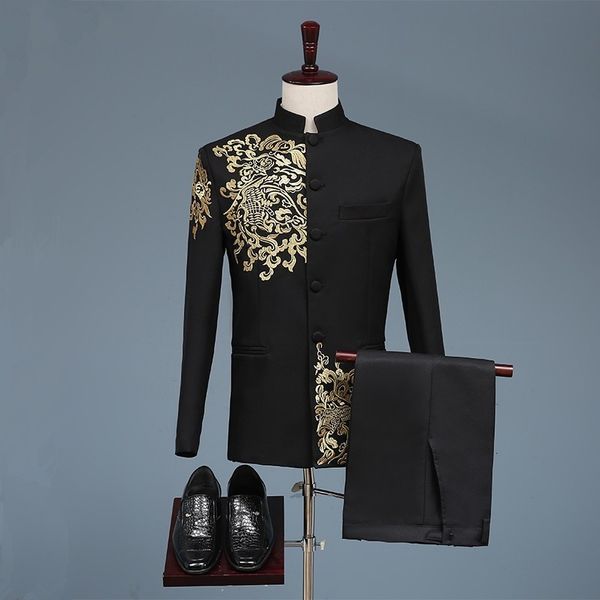 Herrenanzüge Blazer Schwarz Weiß Herrenanzüge Chinesischer Stil Goldstickerei Blazer Prom Host Bühnenoutfit Männliche Sänger Teams Chor Hochzeit DS Kostüm 230825