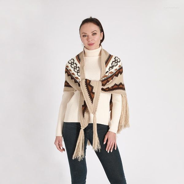 Sciarpe Retro Classic Stripescarf Scialle a triangolo Autunno e inverno Caldo cotone Poncho lavorato a maglia con nappa stile etnico da donna russa