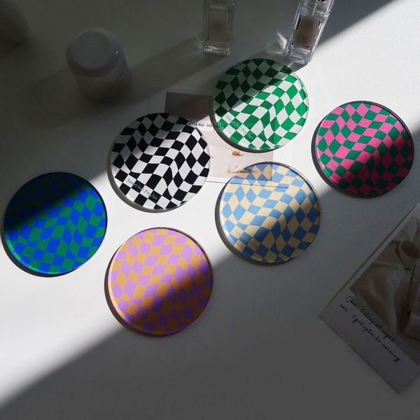 Tapetes Pads Criativo Checkerboard Acrílico Coaster Table Placemat Impermeável Isolamento Térmico Não Slip Bowl Pad Leite Café Copo de Água Mat 230826