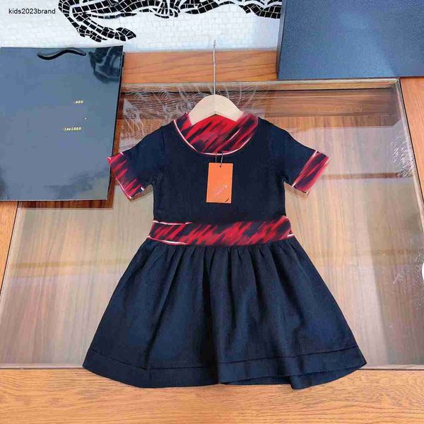 Designer-Mädchenkleid, modische Strickoberteile, Babykleidung, Kinderkleid, Größe 100–160 cm, Spleißdesign, Kinderrock, 24. August