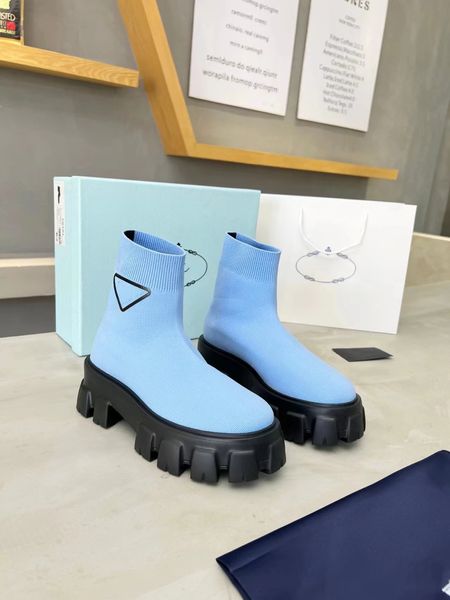 Sapatos de grife Botas de grife Vários materiais acessórios para meias de sola grossa e botas curtas do início do outono são exclusivos e personalizados 35-40