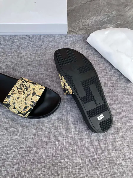 2023 luxo miller metálico cobra sandálias femininas para mulheres designer de couro slides em relevo preto 0825