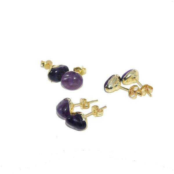 Ohrstecker Roher natürlicher Kristallquarz Frauen Geschenk 2023 Lila Amethyst Kleine vergoldete Lünette Edelstein Stein Femme