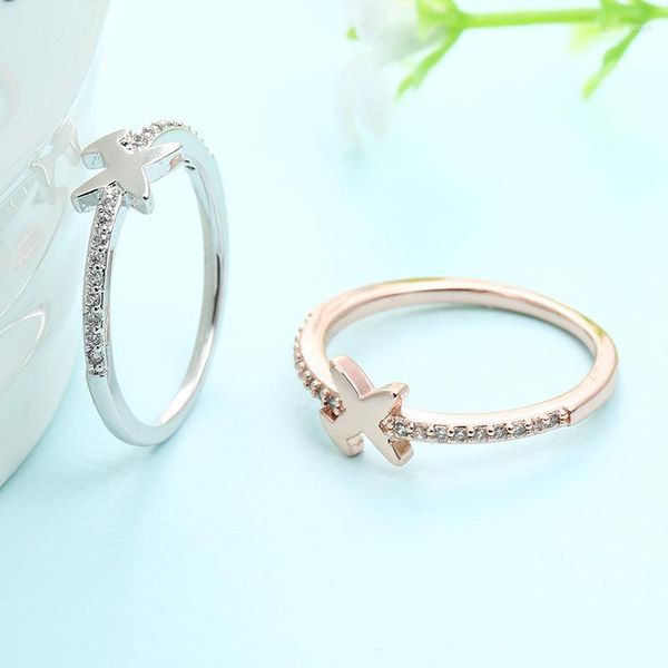 Anéis de cluster Criativo Simples Avião Estilo Anel Luxo Elegante Mulheres Inlay Zircon Prata Cor Charme Trendy Cocktail Jóias