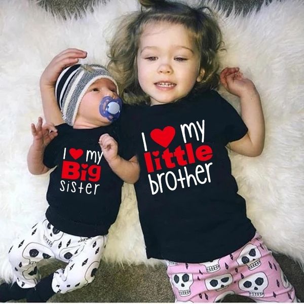 Aile Eşleşen Kıyafetler 1 PC T Shirtler Kardeş Kızkardeşler Kardeş Tişörtünü Seviyorum Abla Giyim Çocuklar Erkek Giysileri Bebek Bodysuits 230826