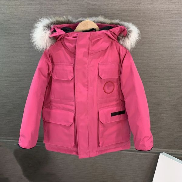 Kids Coats Designer di giacche per cappotto per bambini con cappuccio con badge Fasion spessa ragazza di outwear calda ragazza esterna classica parcati al 100% da pelliccia da lupo