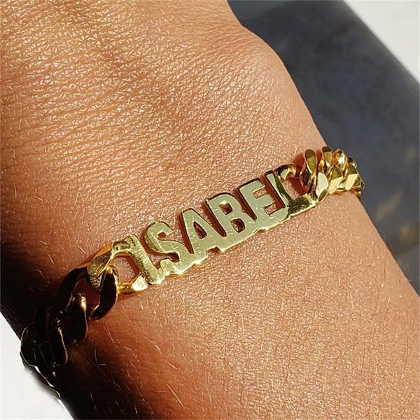Charm-Armbänder, 8 mm, kubanische Kette, Namensarmband für Männer und Frauen, individuelles Gold, personalisiertes Namensschild, Edelstahlschmuck 230828