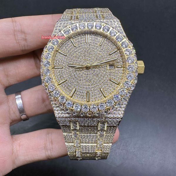 Neue Iced Diamond-Herrenuhr in Gelbgold mit größerer Diamantlünette und 8215-Automatikwerk, glänzende Uhren, 42 mm