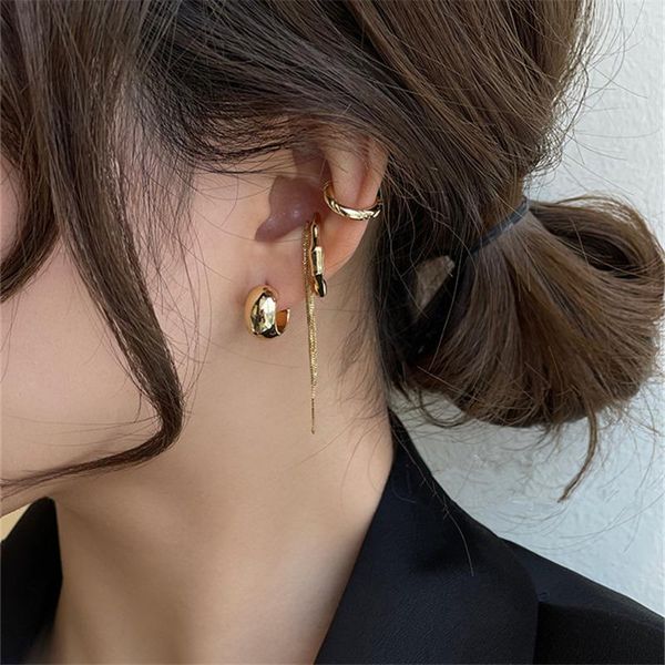 Orecchini posteriori Y2K Catena stile nappa Clip per le donne Strass scintillanti Polsini auricolari in metallo irregolari cavi Accessori Gioielli di moda