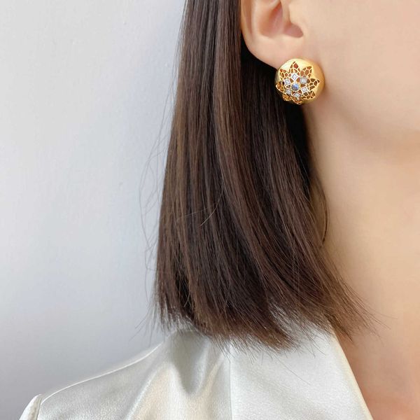 Diseñador Buccellati Aretes Lujo El mejor diseñador italiano Buchelati L chapado en cobre cepillado con oro de 18k aretes de alta gama y estilo nicho Accesorios Joyería