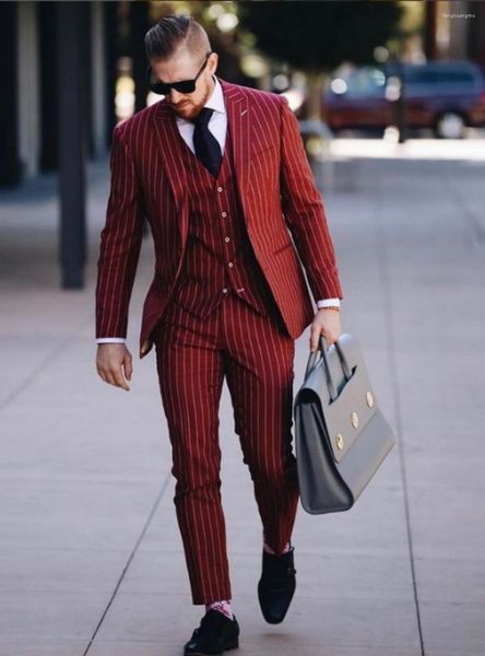 Мужские костюмы мужчины Red Stripe Одноборная Slim Fit Business Wedding Swed Groom смокинг для формального причинно-следственного пинка жилетки 3pcs