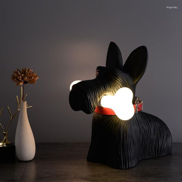 Tischlampen Nordic Designer Cartoon Harz Hund Lampe Baumelnder Knochen Schreibtisch Weiß und Schwarz CuteChildren's Room Indoor Lighti Dekor