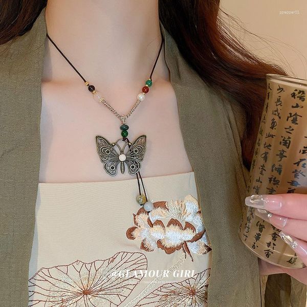 Halsketten mit Anhänger für Damen, Vintage-Schmuck im chinesischen Stil, zarte hohle Schmetterlings-Halskette, romantische klassische Halskette, exquisiter Schmuck