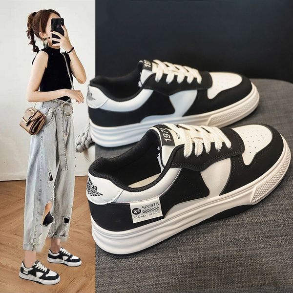 Kleid Schuhe Plattform Sport Schuhe Flache Weibliche Turnschuhe Frauen Tennis Frühling Casual Vulkanisieren Schwarz Mode Harajuku Dicke-sohle Turnschuhe 230829