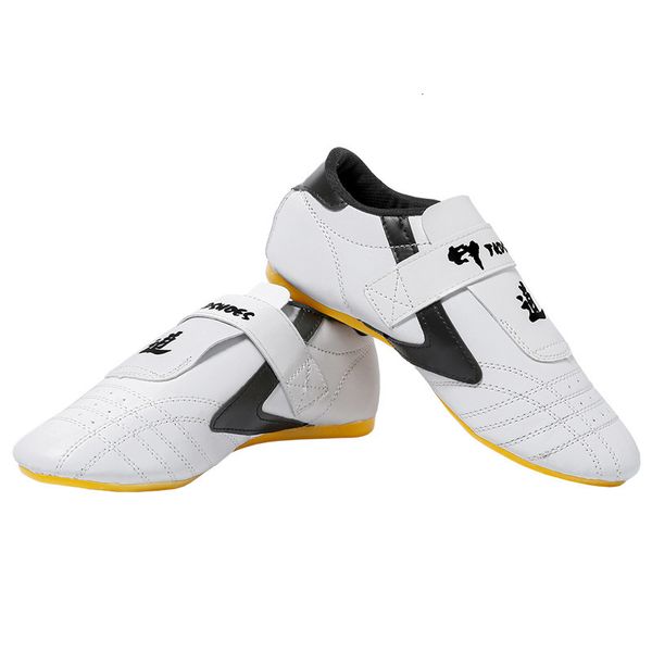 Altri articoli sportivi Pelle traspirante Taekwondo Arti marziali Scarpe da allenamento per karate Unisex Pelle artificiale Kung Fu cinese Scarpe da passeggio in tela 230828