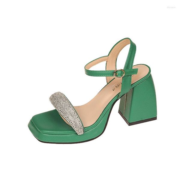 Сандалии 2023 Лето в гостях с стразами Женская обувь женщина бренд -бренд платформ зеленый уютный толстые квадратные высокие каблуки