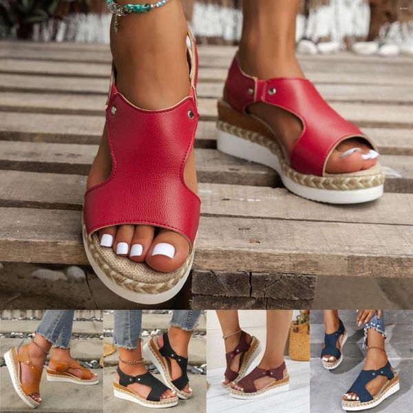 Sandálias ocas e casuais de estiramento Roma Sapatos de couro lateral plano Summer Moda de verão confortável para mulheres 85 544 381 688