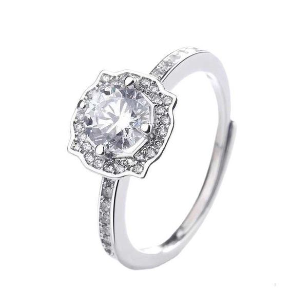 Designer-Ring Harry W Luxus Top Luxuriöser quadratischer Ring im modischen Nischendesign für Frauen Hochwertiger, vielseitiger, verstellbarer Zirkon-Diamantring Zubehör Schmuckgeschenke