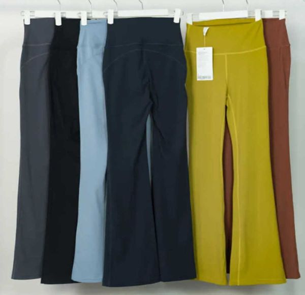 Pantaloncini da yoga Scanalatura svasata Estate Vita alta Slim Fit Pancia Pantaloni a zampa d'elefante Mostra Gambe Lunga Rete fitness Rosso Moda Jeans da donna Vernici