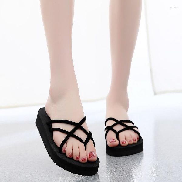 Hausschuhe Frauen Sommer Böhmischen Clip Kappe Flip-Flops Nicht-slip Keile Strand Schuhe Mode Sandalen Weibliche Casual 2023