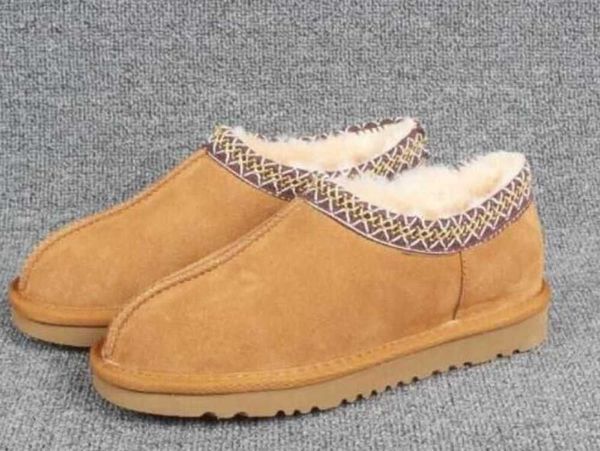 Bottines d'hiver à la cheville Bottes de neige en fourrure de créateur Tasman Slipper Talon plat Mules moelleuses Cuir véritable Australie Bottines pour femme uggssy 551ess