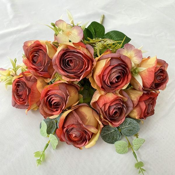 Fiori decorativi Seta artificiale Milano Rose Bundle Matrimonio Nuziale Floreale Nordic Ins Decorazione domestica Fiore di simulazione Rose rosse Pianta