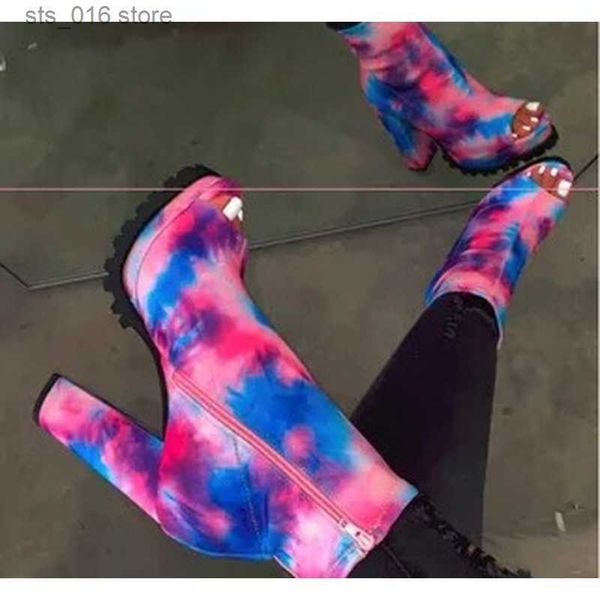 Сапоги с ярким цветом ботинок для ботинок женские ботинки 2022 Новая животная водонепроницаемая платформа с высоким каблуком с толстыми навесами с открытыми ногами T230829