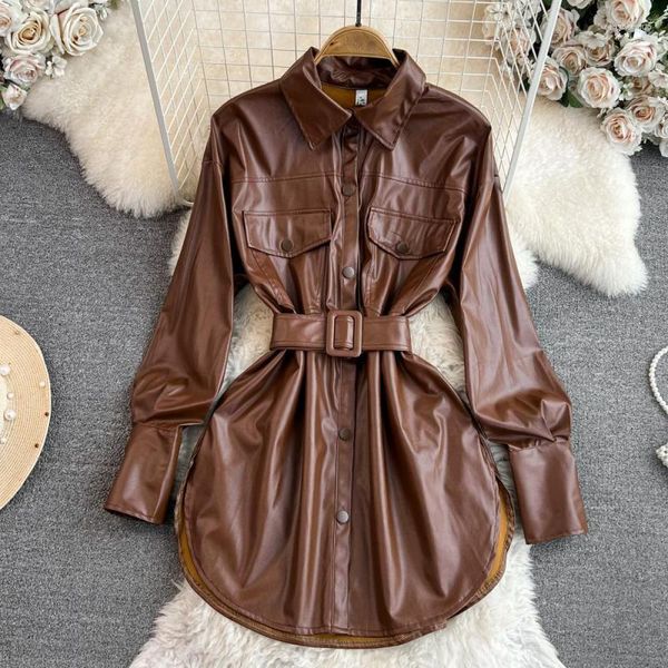 Cappotto monopetto allentato di media lunghezza in pelle da donna a maniche lunghe 2023 Autunno Inverno Vita dimagrante Biker Giacca casual in PU per le donne