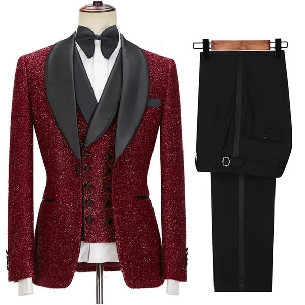 Abiti da uomo Blazer Rosso scuro con paillettes da uomo Scialle con risvolto Smoking da sposa Abiti da sposo Slim Fit Custom Made Prom Party Blazer Cappotto Gilet Pantalone 3 pezzi 230828