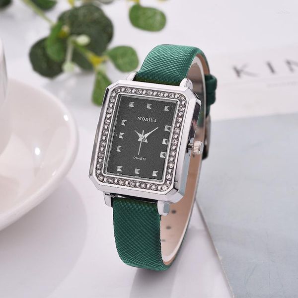 Нарученные часы роскошные женские Quartz Watch Full Diamond Fashion прямоугольник часы Sky Stars Thin Belt Женские наручные часы подарок оптом
