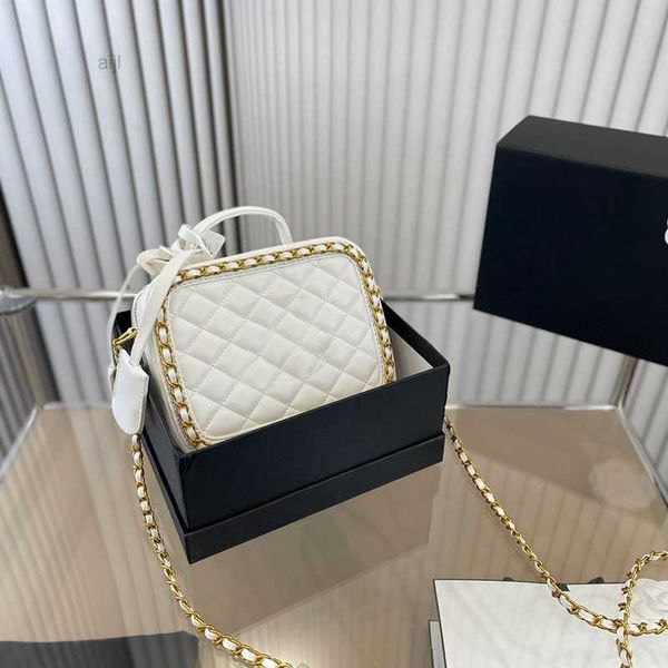 2022 Fashion Women Women Trunk Makeup Designer сумка роскошная золотая цепь металлические аксессуары классический бриллиант решетчатая стеганая сумочка