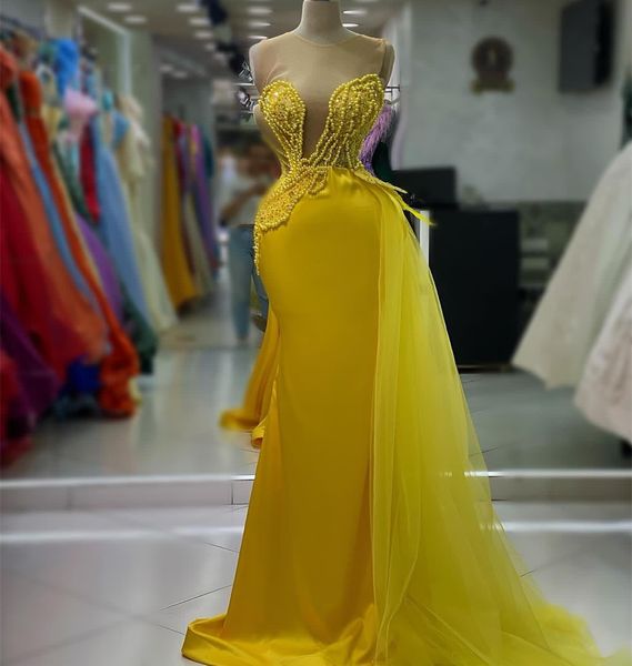 Aso Ebi Arabic Giallo Mermaid Prom Dress per perle Cristalli Satin Secondo Partita Formale Secondo Ottimo Compealimento abiti da coinvolgimento Abiti Abiti Robe De Soiree ZJ238 407