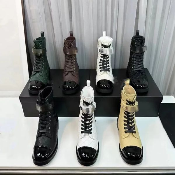Tweed Combat Women Boot Boots Botas Patente Patente Capinho preto Toe Lace Up Mid Designer Boots Biker Low Heel Platform Bootie Shoes