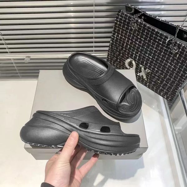 Mulher homens sandálias de luxo designer sapato fácil de usar verão piscina casual moda ao ar livre paris slides plataforma de borracha espuma chinelo 35-40 tamanhos frete grátis